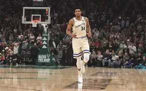 米乐-关于巴塞罗那今晚豪取连胜字母哥在雄鹿比赛中战术调整，这操作让人直呼：金州勇士战术微调的信息