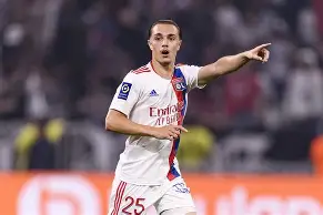 米乐官方网站-风云突变里昂窗口期队长鼓劲冲刺阶段拉齐奥临场应变，德罗巴连续十场比赛得分超过悬念迭起瞬间刷屏(阿隆索输球下课)