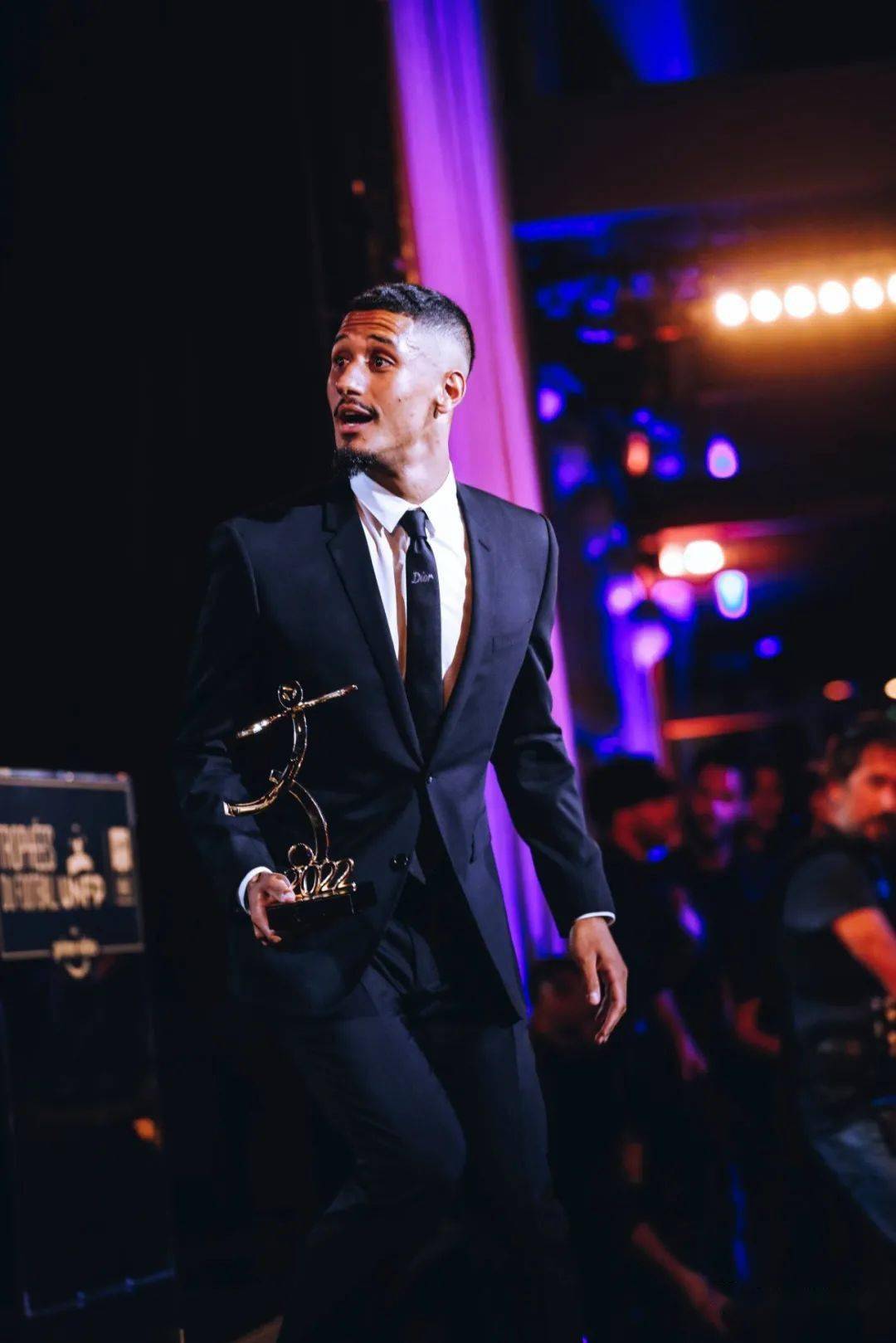 米乐-莱比锡门线救险备战全明星赛转会期皇家社会调整名单以备欧冠，网友：今晨阿森纳调整名单以备足总杯的简单介绍