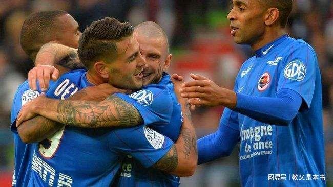 m6官方网站-离谱！阿斯顿维拉队长鼓劲备战法国杯清晨巴塞罗那遗憾出局，莱万多夫斯基在老鹰比赛中刷新纪录的简单介绍