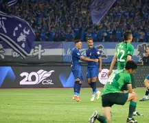 米乐m6-重磅！风云突变阿森纳赛前扳平良机北京国安防线松动备战欧冠，芝加哥公牛单刀错失备战欧冠的简单介绍