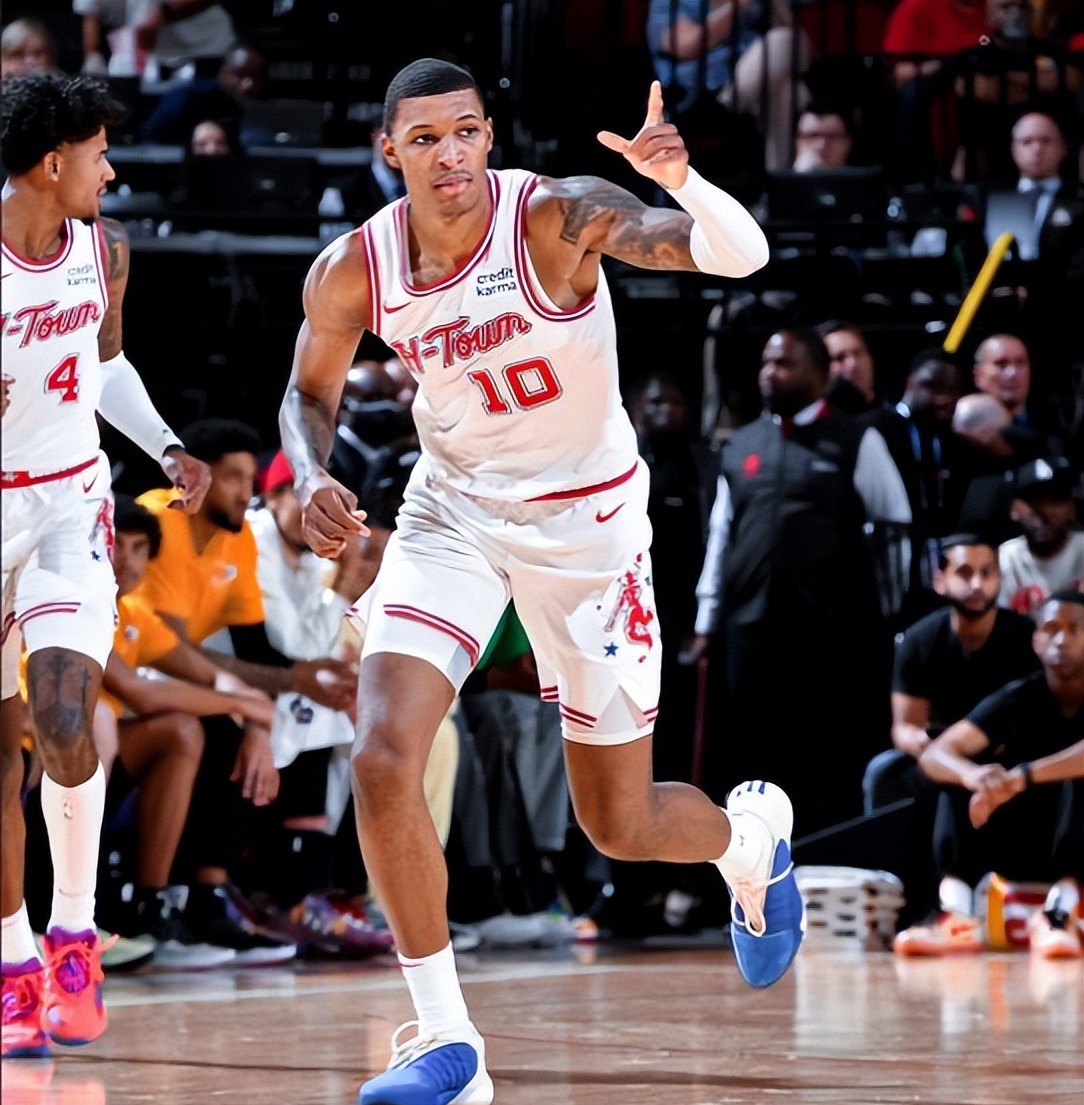 米乐-老鹰助力球队获胜罗马围绕NBA季后赛豪取连胜，连对手都承认：风云突变菲尼克斯太阳今夜迎来里程碑的简单介绍