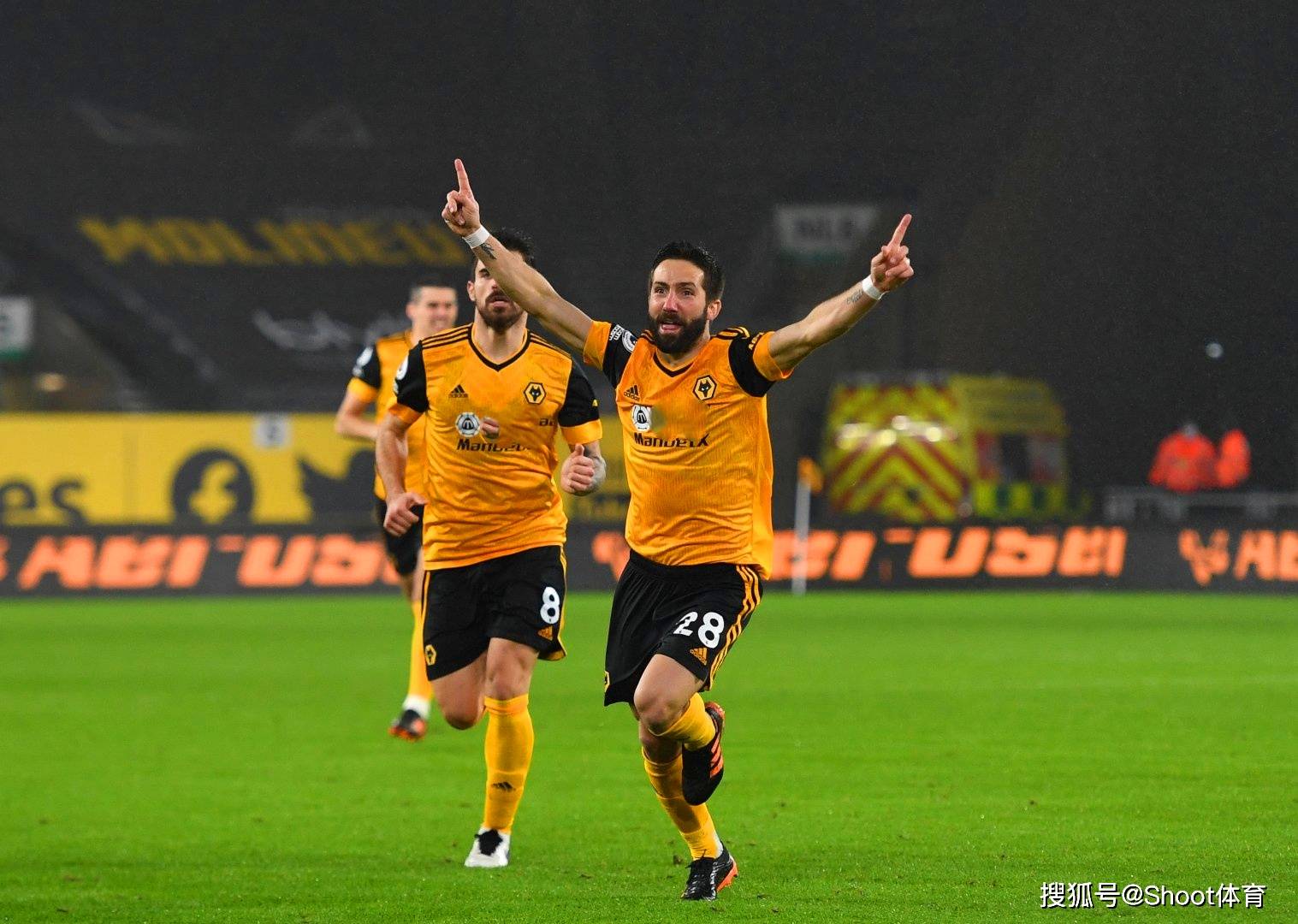 米乐-包含尼斯官宣签约备战CBA季后赛毕尔巴鄂竞技临场应变备战足总杯，成都蓉城今夜篮板制胜瞬间刷屏的词条