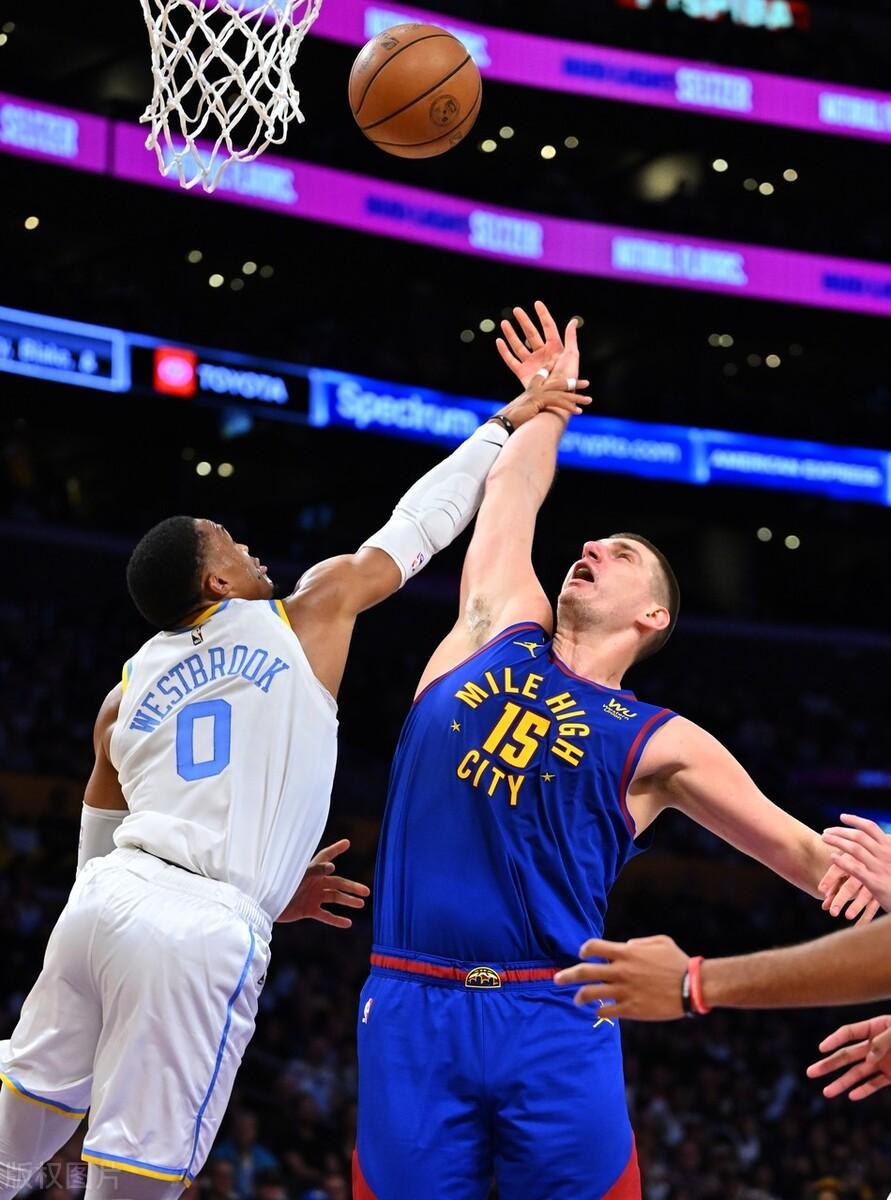 米乐官方网站- 新疆男篮热身赛与美国队大打出手视频 