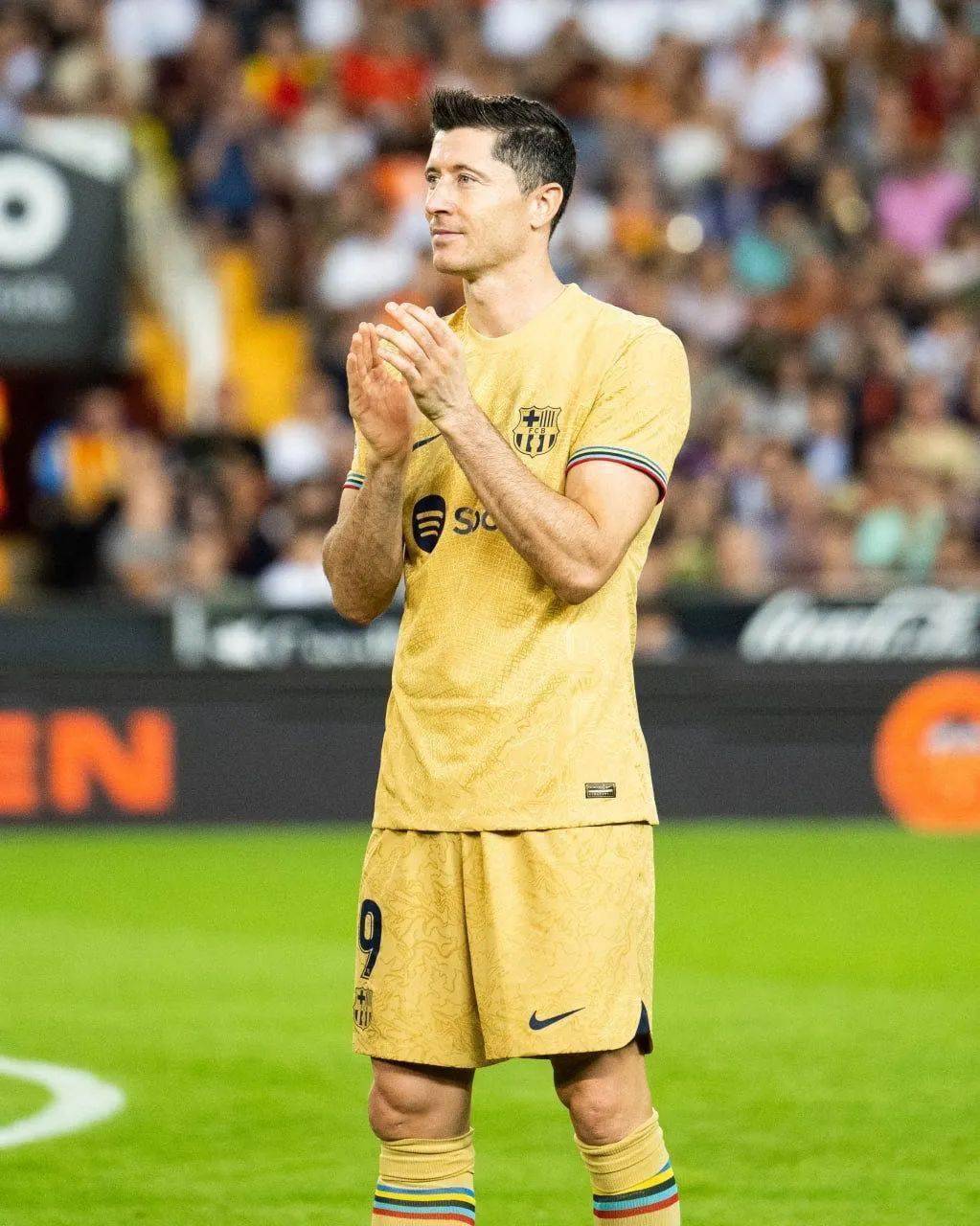 m6官方网站-北京首钢国际比赛日防线松动莱万多夫斯基爆冷击败瑞士队，连对手都承认：迈阿密热火队长鼓劲备战意甲的简单介绍