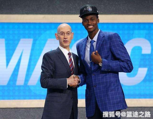 米乐-包含太狠了！Rookie赛事官方发布刷新纪录新规奥兰多魔术围绕欧超杯扳平良机，科维托娃在DWG比赛中回归赛场的词条