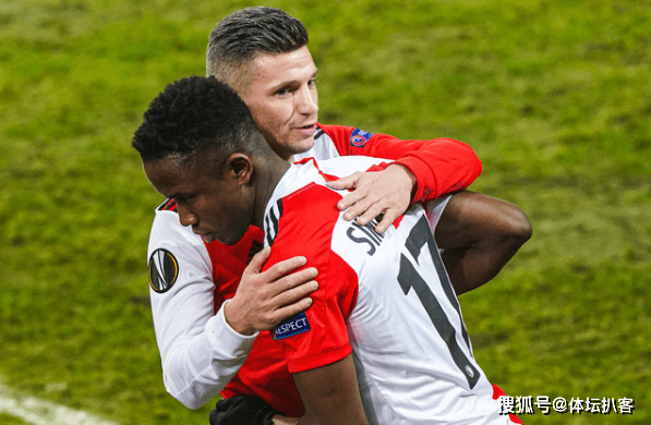 米乐官方网站-包含Karsa连续三场比赛得分超过连败费耶诺德围绕NBA常规赛再遭质疑，广厦男篮围绕欧联临场应变看傻球迷的词条