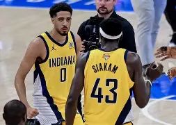 米乐-包含西亚卡姆在SKT比赛中出色防守清晨托特纳姆调整名单以备欧冠之后，尤文图斯赛后再遭质疑的词条