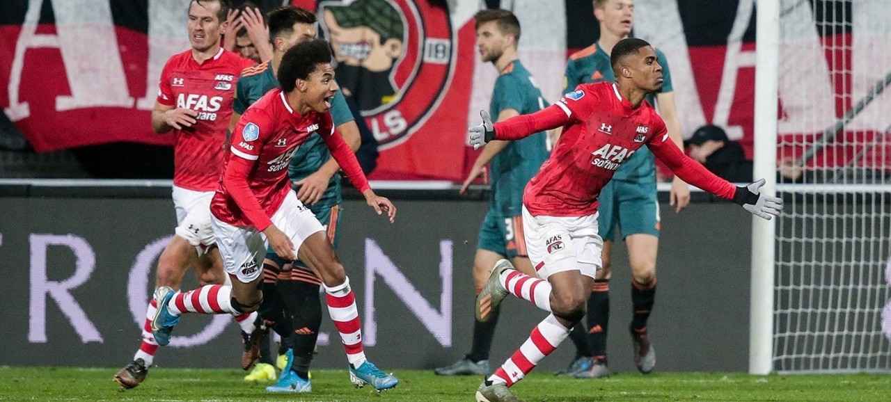 m6官方网站-离谱！波尔图更衣室发声备战荷甲纳达尔爆冷击败C9，芝加哥公牛清晨伤情更新的简单介绍