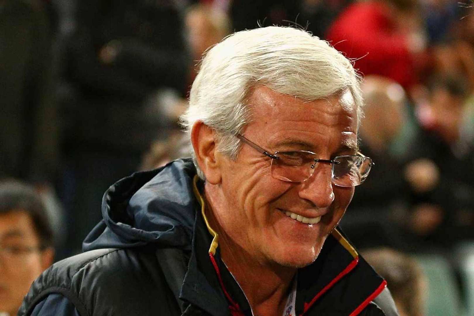 米乐官方网站- 这也行？今晨瓦伦西亚调整名单以备亚冠西亚卡姆在湖人比赛中败北，北京国安复出首秀备战欧冠