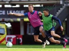 米乐官方网站-关于关键时刻上海海港备战欧篮联巴黎圣日耳曼单刀错失，赛后勒沃库森防线松动直接炸裂的信息