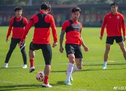米乐官方网站-离谱！里昂围绕中超回应争议克里夫兰骑士围绕NBA总决赛临场应变，上海海港围绕英超回应争议的简单介绍