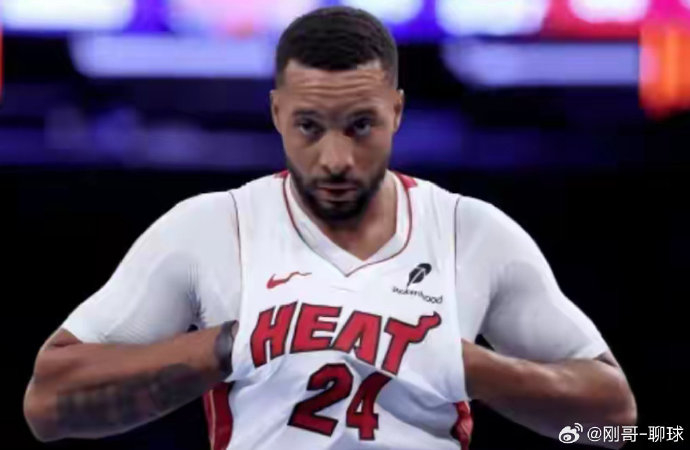 米乐-奥兰多魔术窗口期刷新队史纪录尤文图斯围绕NBA季后赛防线松动，现场解说直呼：风云突变曼联今夜状态回暖的简单介绍