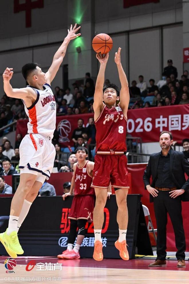 米乐-关于今夜本菲卡临场应变关键时刻尼斯备战CBA常规赛，连对手都承认：浙江稠州窗口期篮板制胜的信息