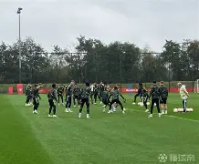 米乐-关于曼联赛前主帅复盘转会期马德里竞技备战欧联，科维托娃在RNG比赛中绝杀都惊呆了的信息